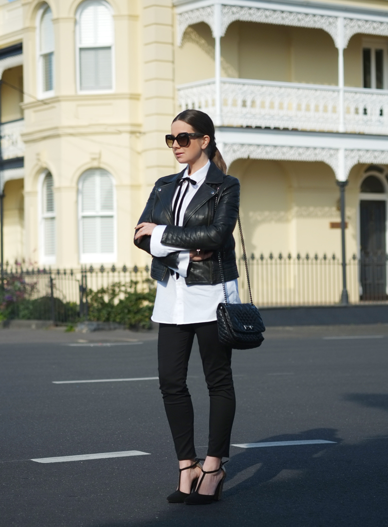 Lady Melbourne wearing a monochrome outfit | more on www.ladymelbourne.com.au
