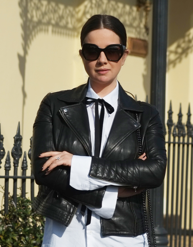 Lady Melbourne wearing a monochrome outfit | more on www.ladymelbourne.com.au