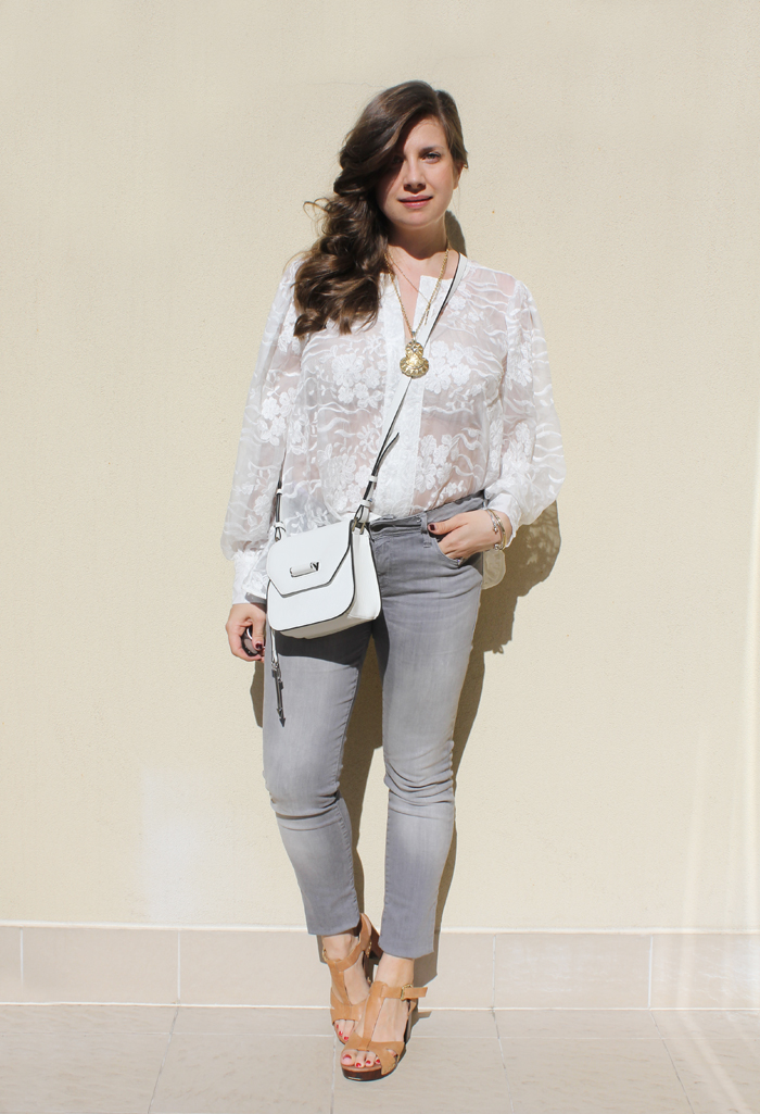 Grey skinny jeans with silk embroidered top, more on | www.ladymelbourne.com.au